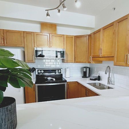 Apartmán Downtown Waterfront Kelowna Oasis Newly Renovated 2Bed 2Bath Exteriér fotografie