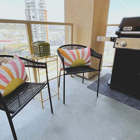 Apartmán Downtown Waterfront Kelowna Oasis Newly Renovated 2Bed 2Bath Exteriér fotografie
